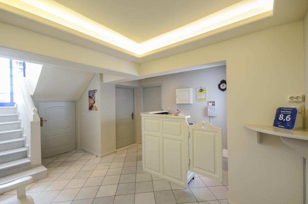Vasilikos Studios Naxos City ภายนอก รูปภาพ